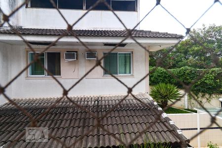 Casa à venda com 236m², 5 quartos e 3 vagasVista da Suíte 1