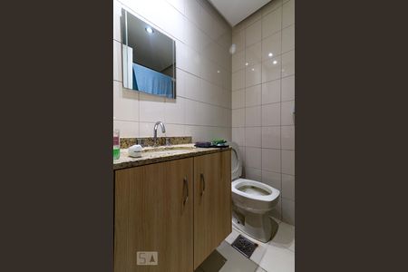 Casa à venda com 236m², 5 quartos e 3 vagasBanheiro da Suíte 1