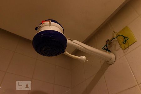 Casa à venda com 236m², 5 quartos e 3 vagasBanheiro de Serviço