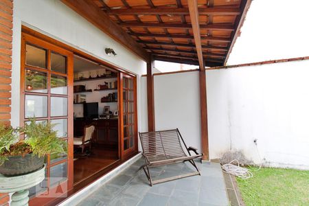 Casa à venda com 430m², 4 quartos e 5 vagas Casa à venda com 430m², 4 quartos e 5 vagasJardim da Sala Intima
