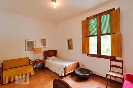 Casa à venda com 430m², 4 quartos e 5 vagas Casa à venda com 430m², 4 quartos e 5 vagasSuíte 1