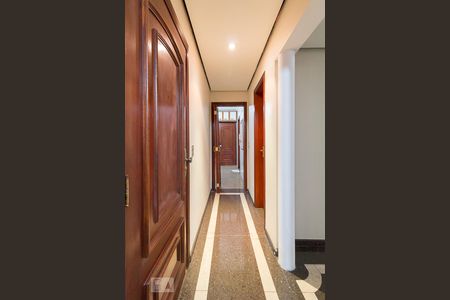 Apartamento à venda com 165m², 4 quartos e 3 vagasCorredor