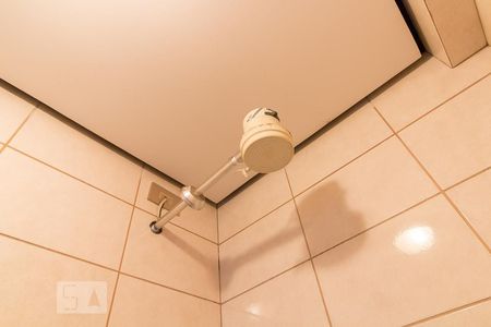 Apartamento à venda com 165m², 4 quartos e 3 vagasBanheiro de serviço - chuveiro