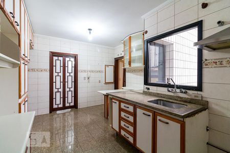 Apartamento à venda com 165m², 4 quartos e 3 vagasCozinha