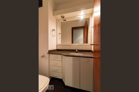 Apartamento à venda com 165m², 4 quartos e 3 vagasLavabo