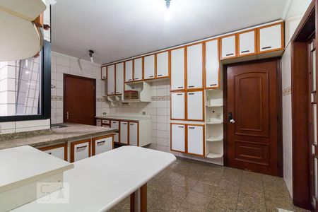Apartamento à venda com 165m², 4 quartos e 3 vagasCozinha