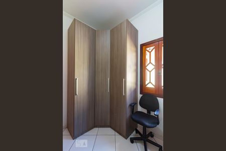 Casa à venda com 154m², 3 quartos e 2 vagasQuarto 2