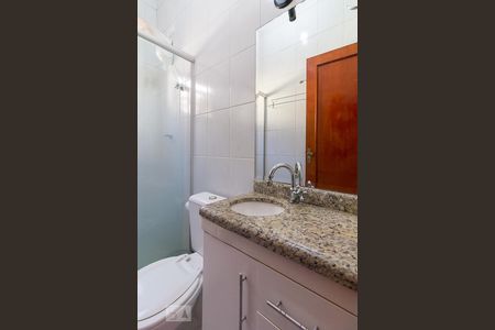 Casa à venda com 154m², 3 quartos e 2 vagasBanheiro quarto 3 suíte