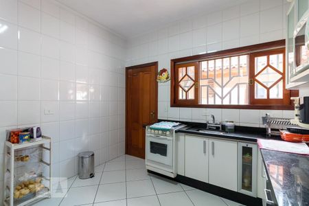 Casa à venda com 154m², 3 quartos e 2 vagasCozinha