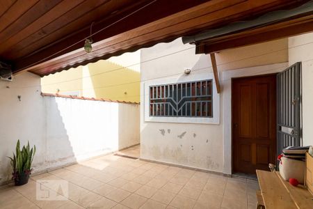 Casa à venda com 154m², 3 quartos e 2 vagasÁrea de serviço