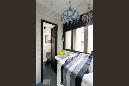 Apartamento à venda com 84m², 3 quartos e 1 vagaÁrea de Serviço