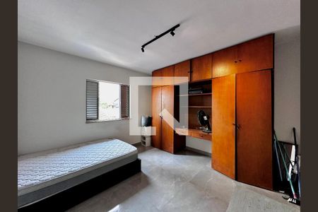 Casa à venda com 140m², 2 quartos e 2 vagas Casa à venda com 140m², 2 quartos e 2 vagasQuarto 2