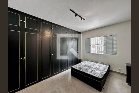 Casa à venda com 140m², 2 quartos e 2 vagas Casa à venda com 140m², 2 quartos e 2 vagasQuarto 1