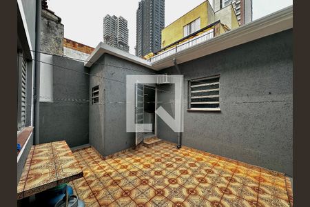 Casa à venda com 140m², 2 quartos e 2 vagas Casa à venda com 140m², 2 quartos e 2 vagasQuintal