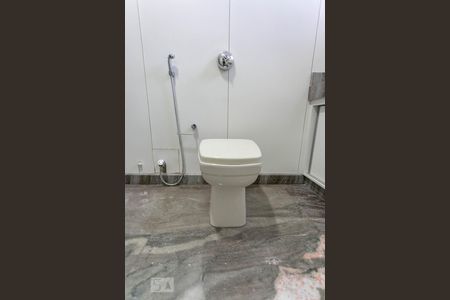 Apartamento à venda com 430m², 4 quartos e 3 vagasBanheiro