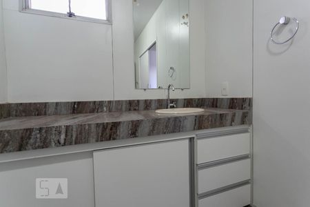 Apartamento à venda com 430m², 4 quartos e 3 vagasBanheiro