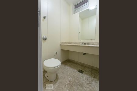 Apartamento à venda com 430m², 4 quartos e 3 vagasLavabo