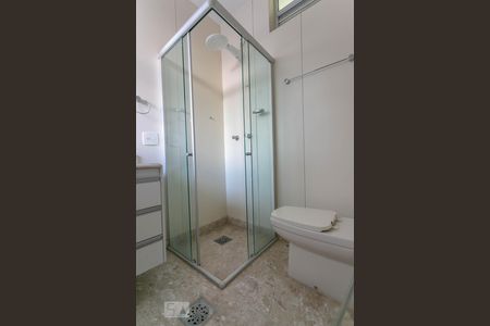 Apartamento à venda com 430m², 4 quartos e 3 vagasBanheiro do Quarto 4