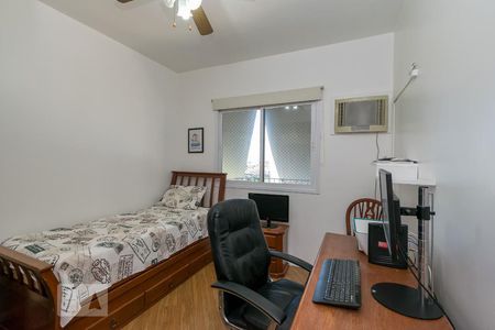 Apartamento à venda com 200m², 3 quartos e 3 vagasQuarto 2