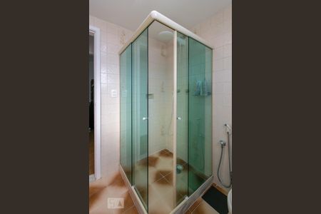 Apartamento à venda com 200m², 3 quartos e 3 vagasBanheiro 1 - Box de vidro