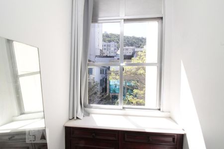 Sala de apartamento para alugar com 1 quarto, 57m² em Copacabana, Rio de Janeiro