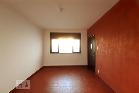 Sala de casa para alugar com 1 quarto, 70m² em Piedade, Rio de Janeiro
