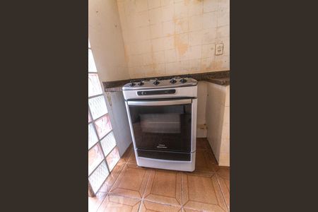 Apartamento à venda com 76m², 2 quartos e 1 vaga Apartamento à venda com 76m², 2 quartos e 1 vagaFogão