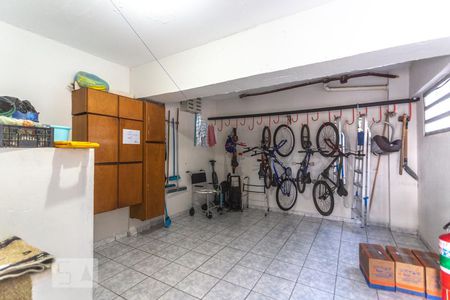 Apartamento à venda com 76m², 2 quartos e 1 vaga Apartamento à venda com 76m², 2 quartos e 1 vagaBIcicletário e depósito