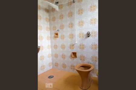 Casa à venda com 272m², 4 quartos e 2 vagasBanheiro de Serviço