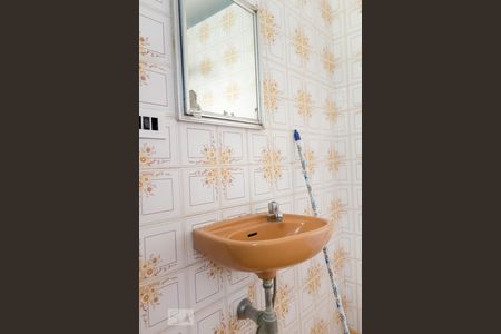 Casa à venda com 272m², 4 quartos e 2 vagasQuarto de Serviço