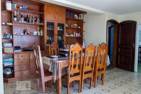 Casa à venda com 272m², 4 quartos e 2 vagasSala de Jantar