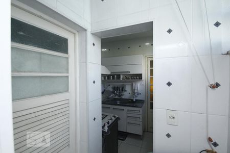 Apartamento à venda com 120m², 2 quartos e sem vagaÁrea de Serviço