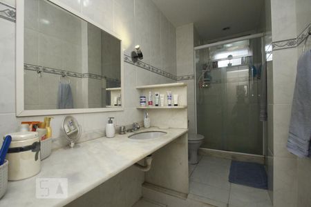 Apartamento à venda com 120m², 2 quartos e sem vagaBanheiro Social