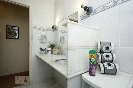 Apartamento à venda com 120m², 2 quartos e sem vagaBanheiro Social