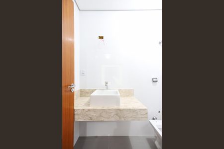 Casa à venda com 210m², 3 quartos e 4 vagas Casa à venda com 210m², 3 quartos e 4 vagasBanheiro da Suíte 3