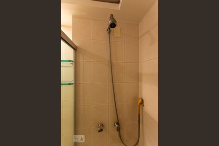 Apartamento à venda com 130m², 3 quartos e 2 vagas Apartamento à venda com 130m², 3 quartos e 2 vagasBanheiro da Suíte