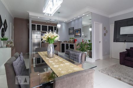 Sala de apartamento para alugar com 2 quartos, 74m² em Umuarama, Osasco