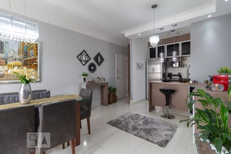 Sala de apartamento para alugar com 2 quartos, 74m² em Umuarama, Osasco