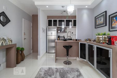 Sala de apartamento para alugar com 2 quartos, 74m² em Umuarama, Osasco