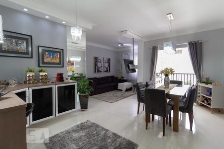 Sala de apartamento para alugar com 2 quartos, 74m² em Umuarama, Osasco