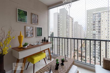 Sacada de apartamento para alugar com 2 quartos, 74m² em Umuarama, Osasco
