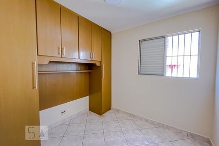 Quarto 2 de apartamento para alugar com 2 quartos, 56m² em Vila Alpina, São Paulo