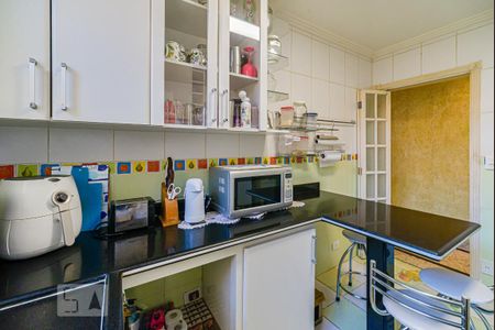 Casa à venda com 400m², 6 quartos e 2 vagasCozinha