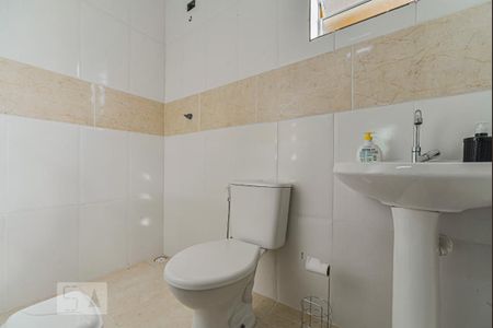 Casa à venda com 400m², 6 quartos e 2 vagasBanheiro da Suite de Serviço no Terraço