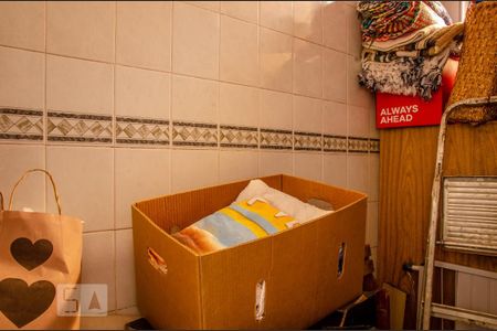 Casa à venda com 170m², 3 quartos e 2 vagas Casa à venda com 170m², 3 quartos e 2 vagasDespensa
