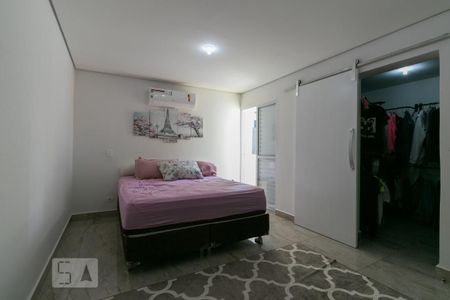 Casa à venda com 130m², 3 quartos e 3 vagasSuíte 2