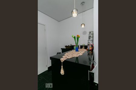 Casa à venda com 130m², 3 quartos e 3 vagasCozinha - Balcão