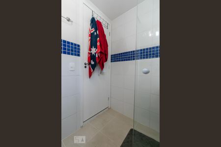 Casa à venda com 130m², 3 quartos e 3 vagasBanheiro da Suíte 2