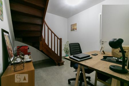 Casa à venda com 130m², 3 quartos e 3 vagasEscritório