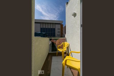 Casa à venda com 130m², 3 quartos e 3 vagasSuíte 2 - Varanda